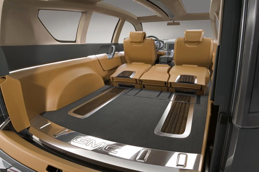  GMC Graphite Concept 2005 года  (фото 2 из 15)